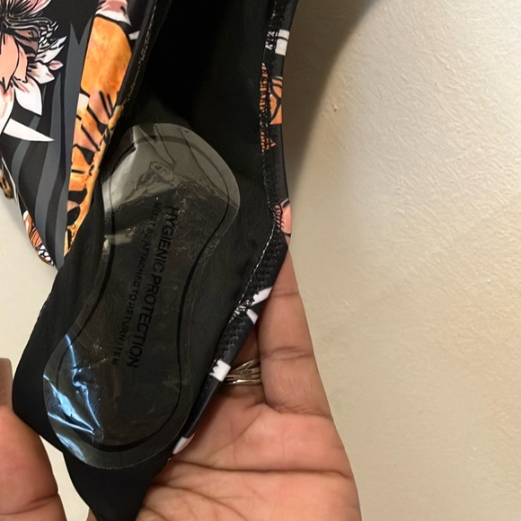 Floral High-Waisted Bikini Bottom - Picture 4 of 4